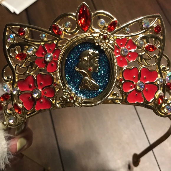 Disney Accessories - Disney Snow White Tiara
